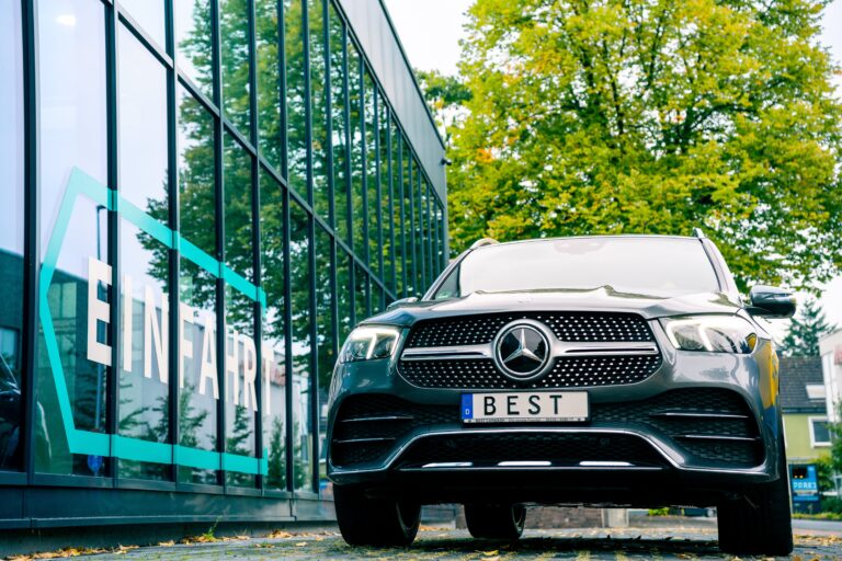 01 einfahrt auto (aussen)